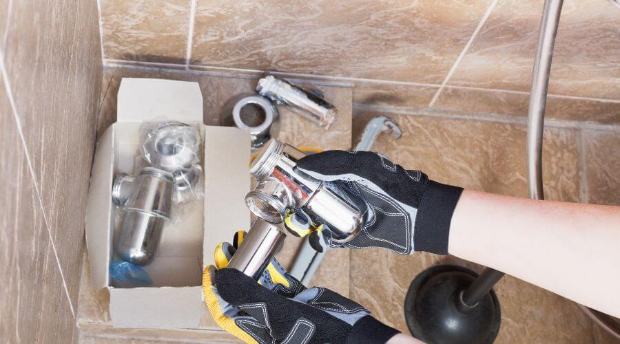 Professional gutter cleaning in Grundy, VA